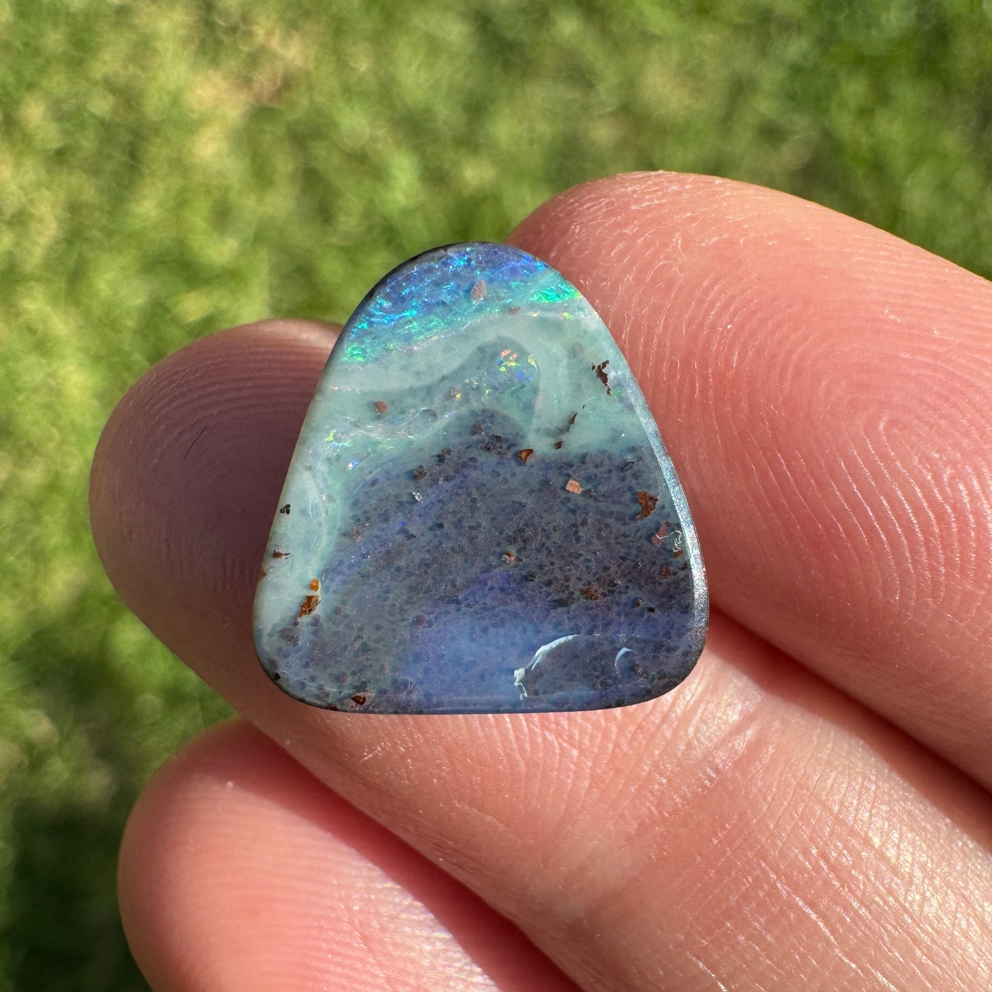 5.70 Ct geometric boulder opal