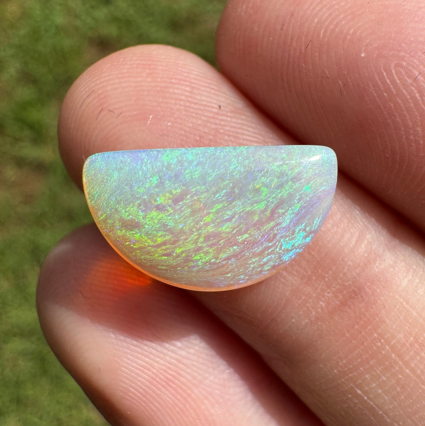 2.78 Ct half-circle crystal opal