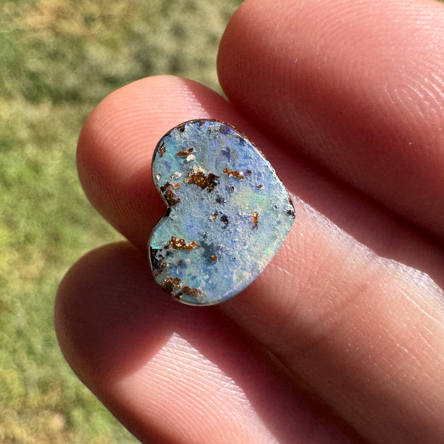 3.18 Ct heart boulder opal