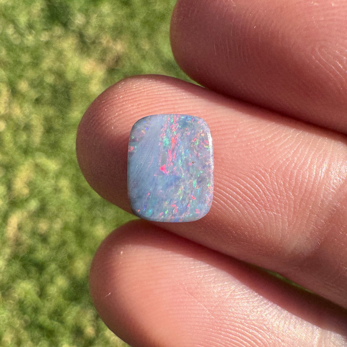 1.67 Ct extra small boulder opal