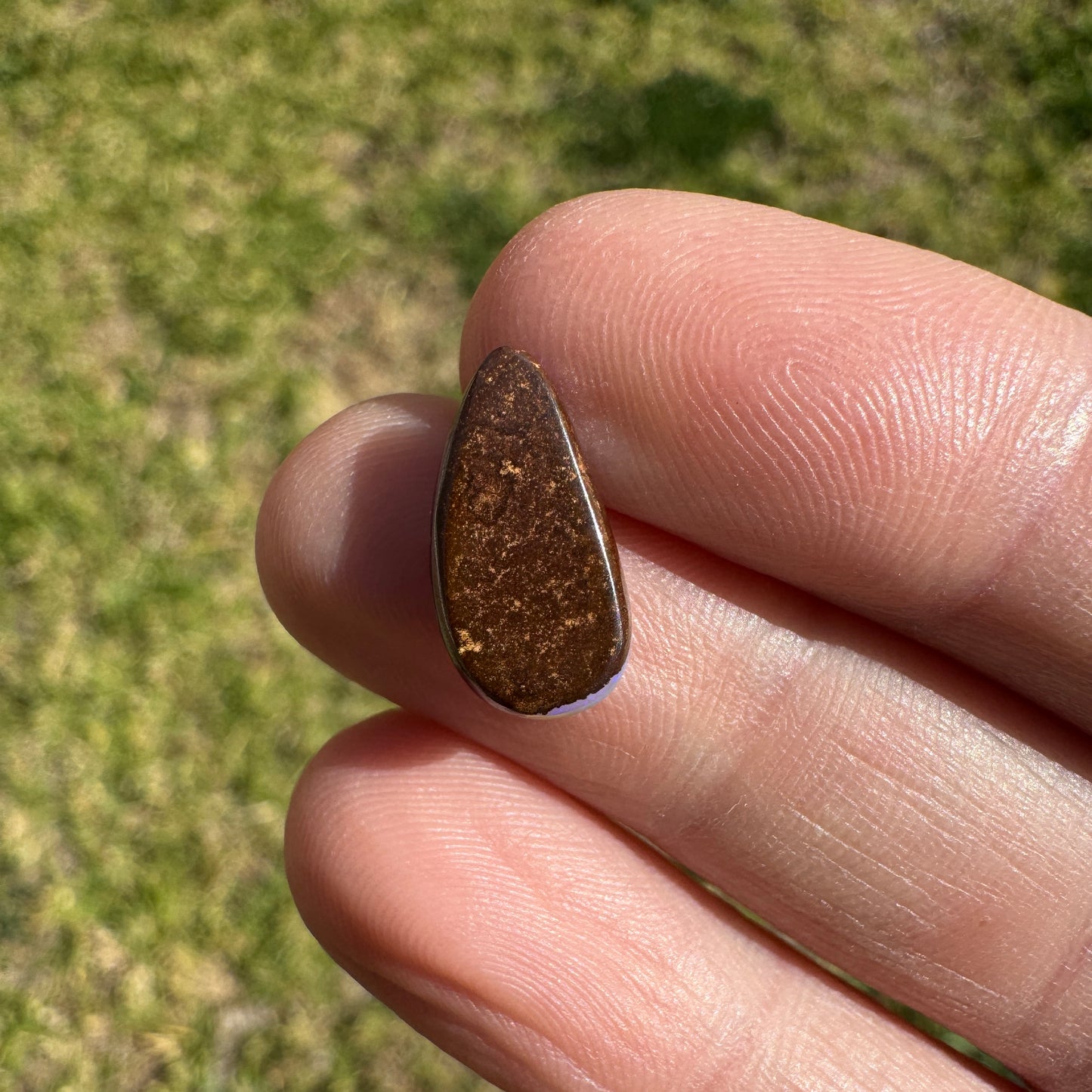 3.09 Ct small boulder opal