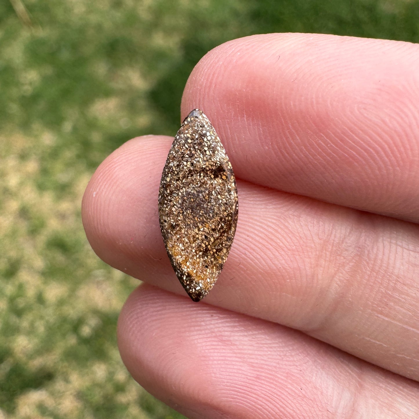 1.75 Ct small boulder opal
