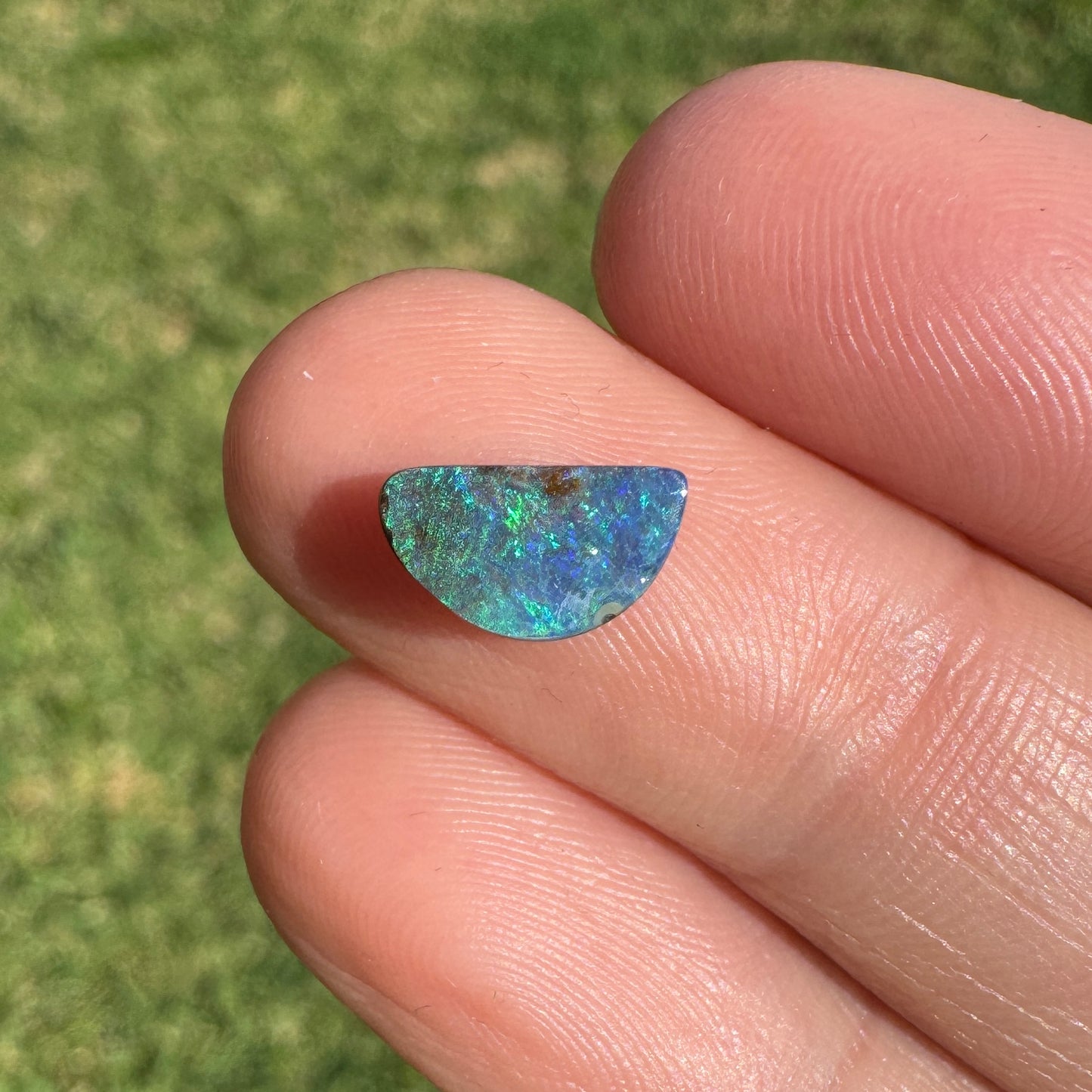 1.31 Ct small boulder opal
