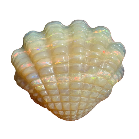 29.70 Ct fan shell boulder opal carving