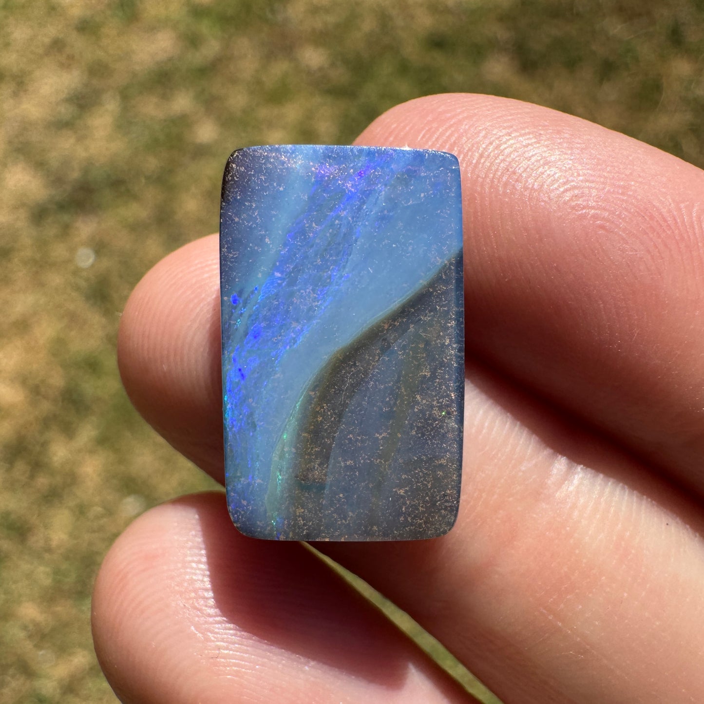 8.36 Ct two-tone boulder opal