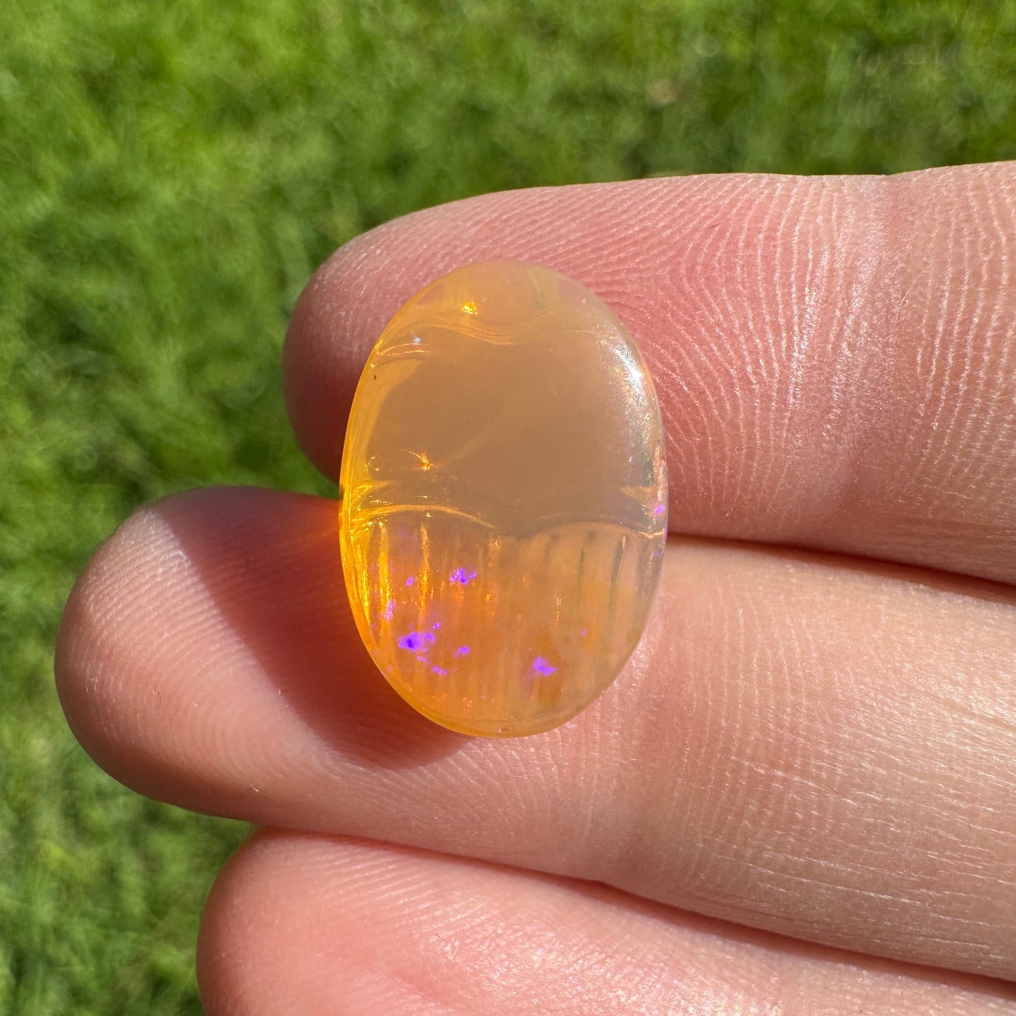 6.55 Ct carved scarab opal