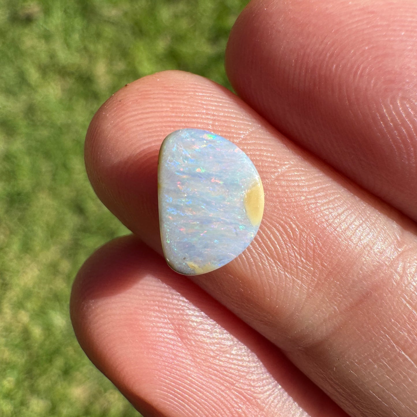 1.50 Ct small boulder opal