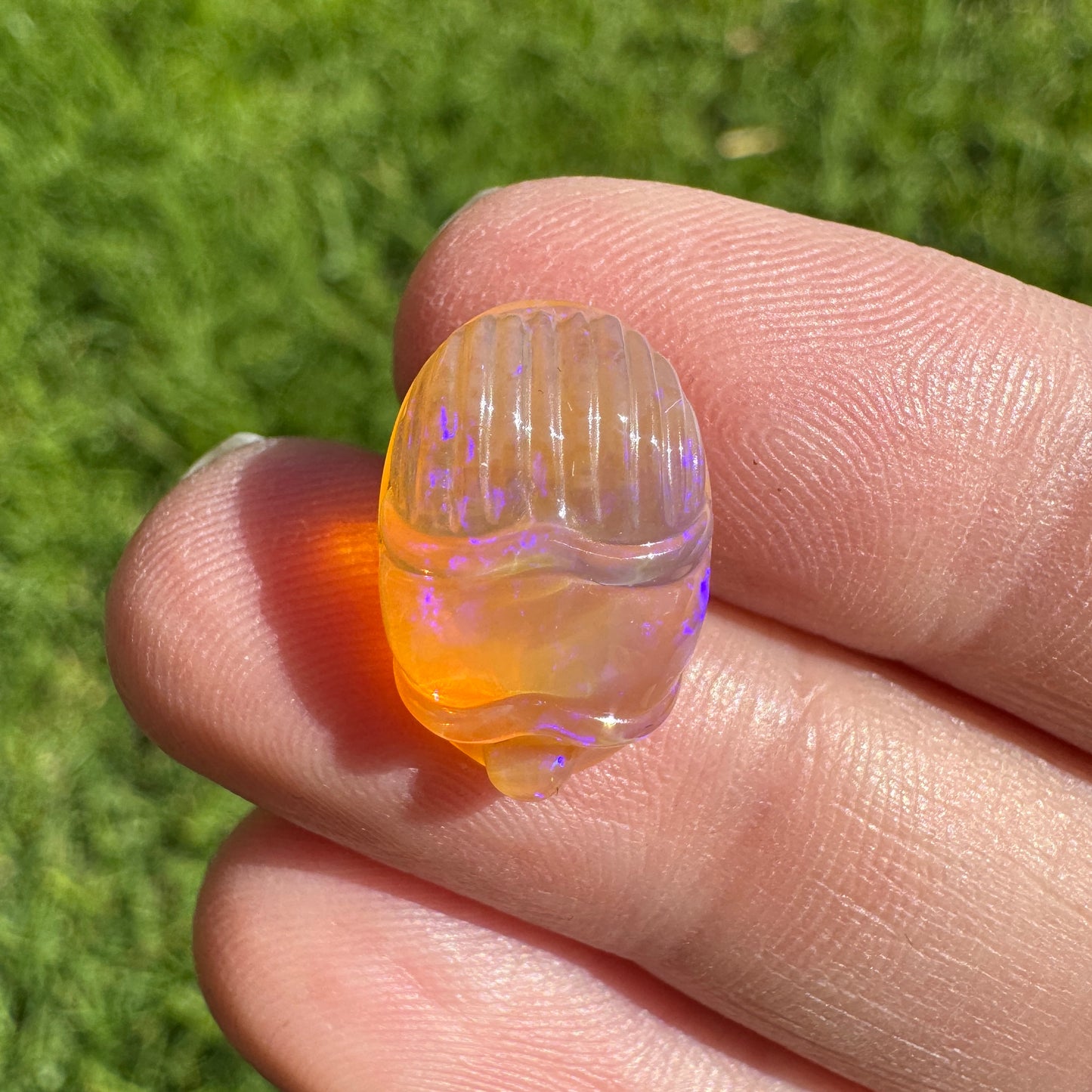 6.55 Ct carved scarab opal