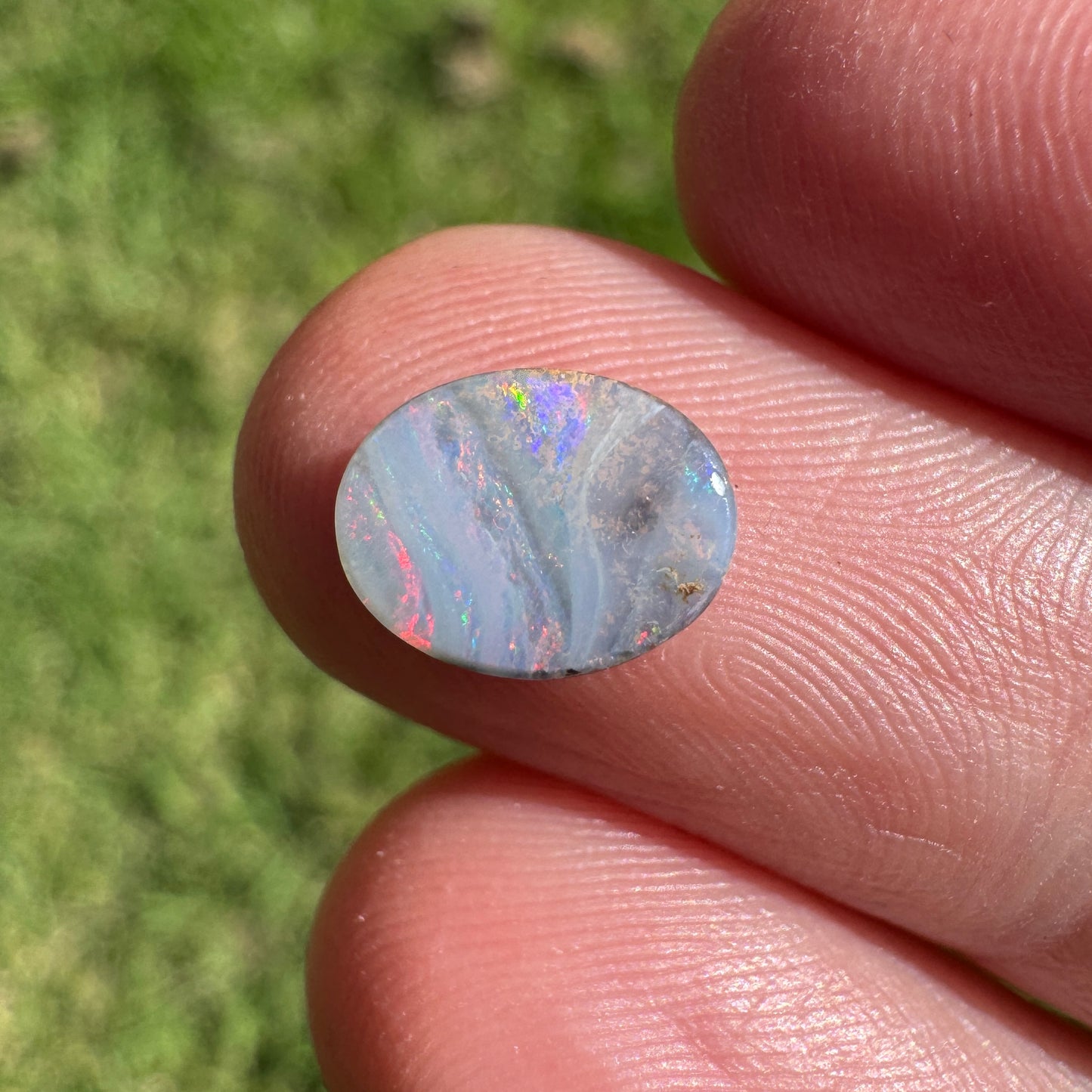 1.38 Ct small boulder opal