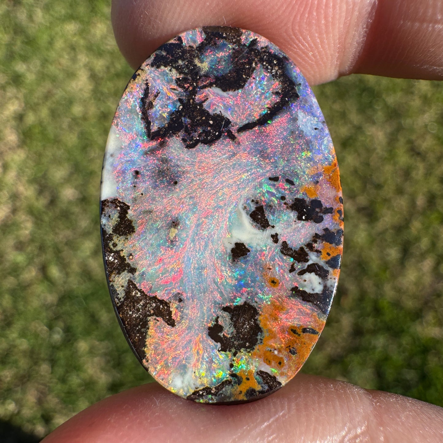 33.73 Ct large pink oval boulder opal