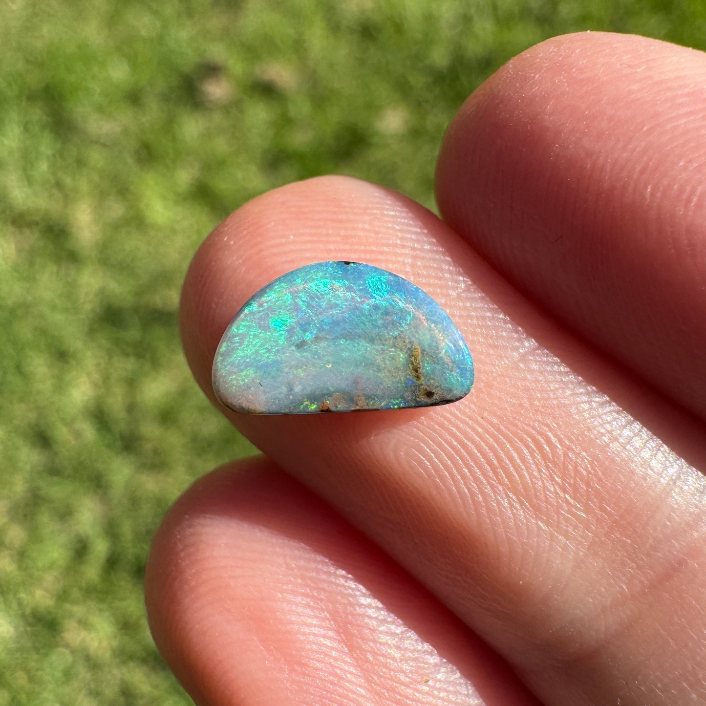 1.21 Ct small boulder opal
