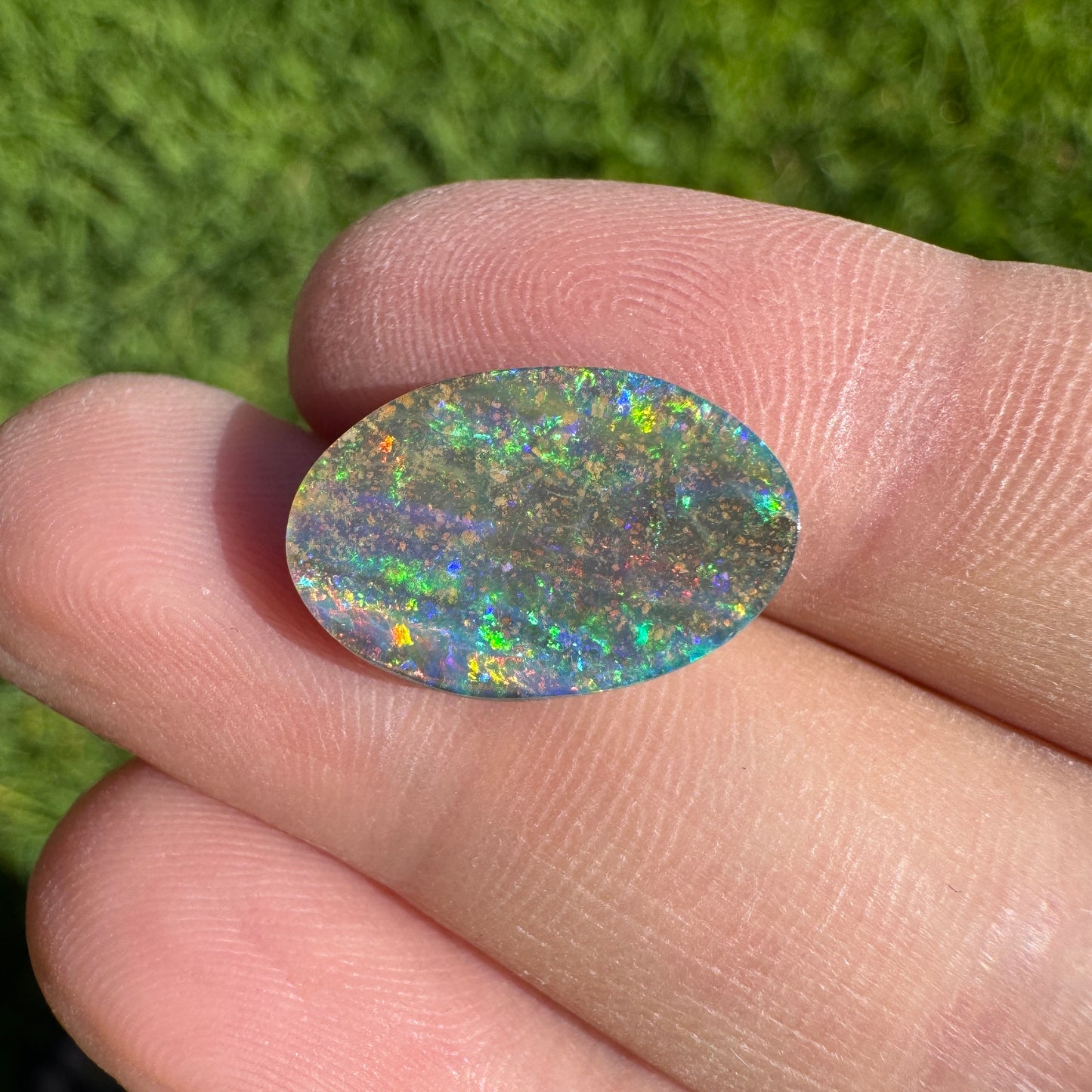 9.25 Ct oval boulder opal pair