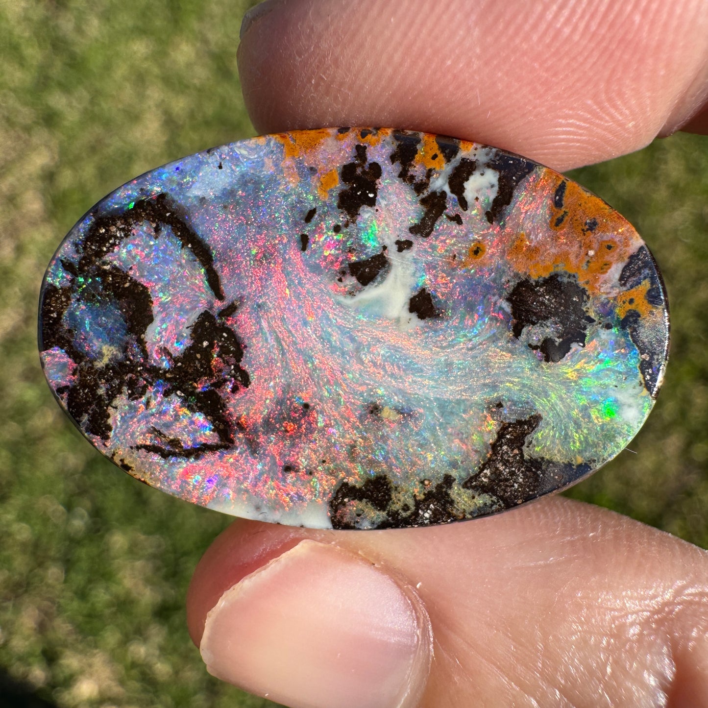 33.73 Ct large pink oval boulder opal