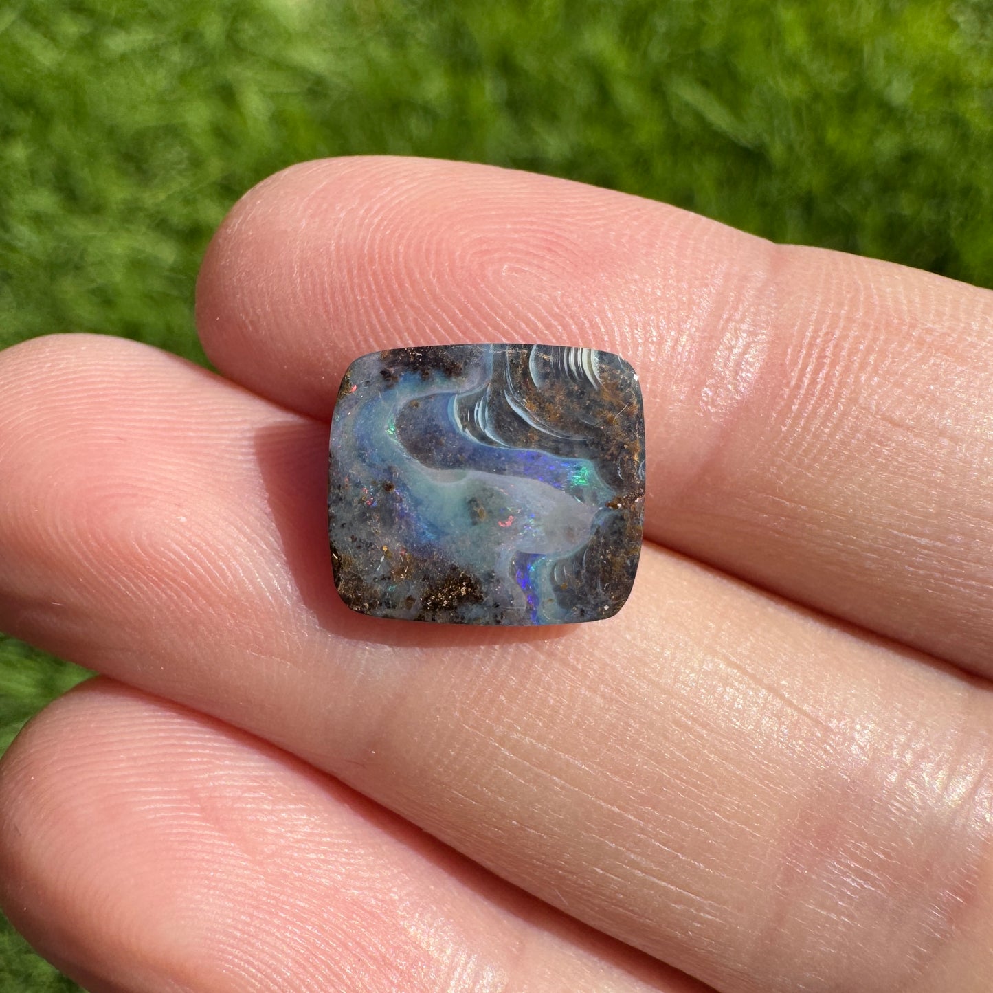 8.66 Ct rectangle boulder opal pair