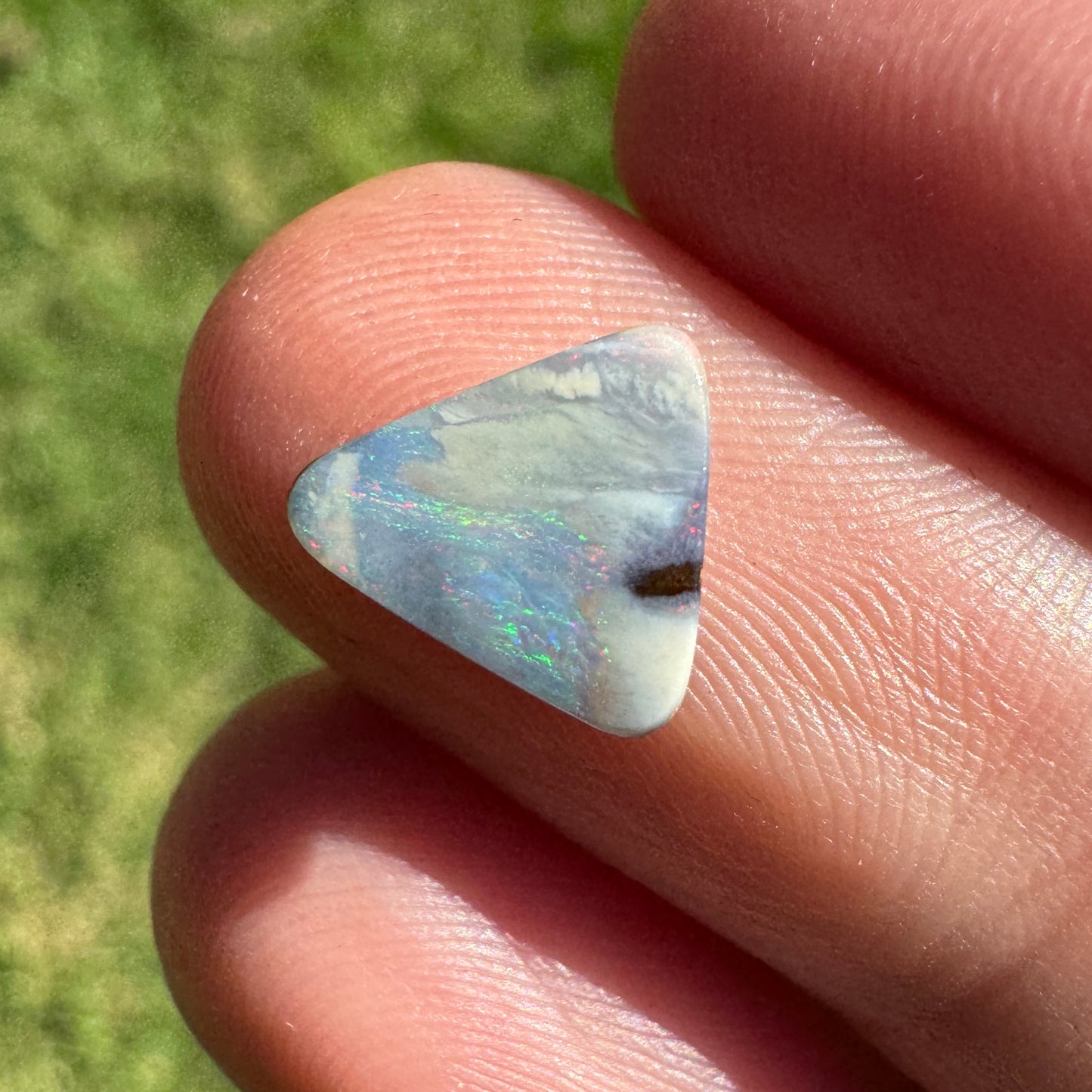1.46 Ct small boulder opal