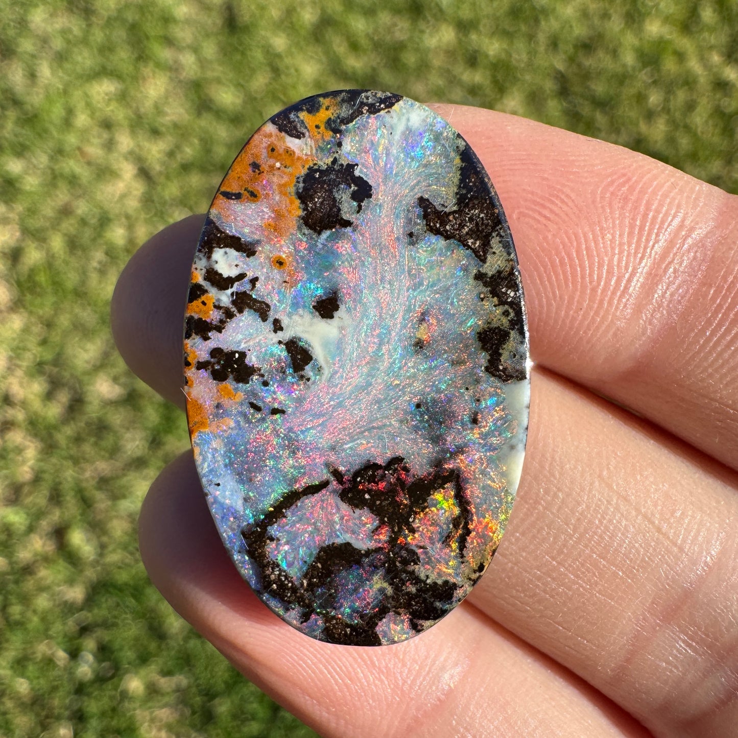 33.73 Ct large pink oval boulder opal