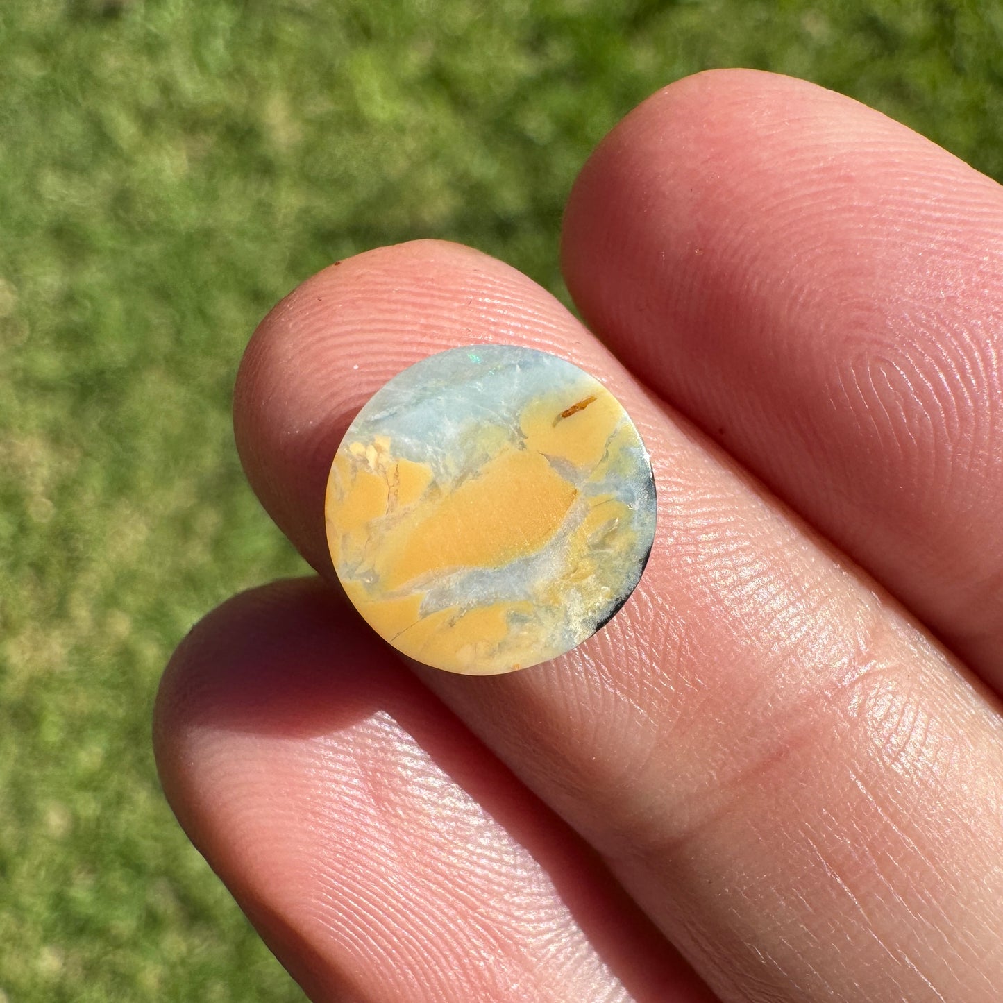 2.29 Ct small boulder opal