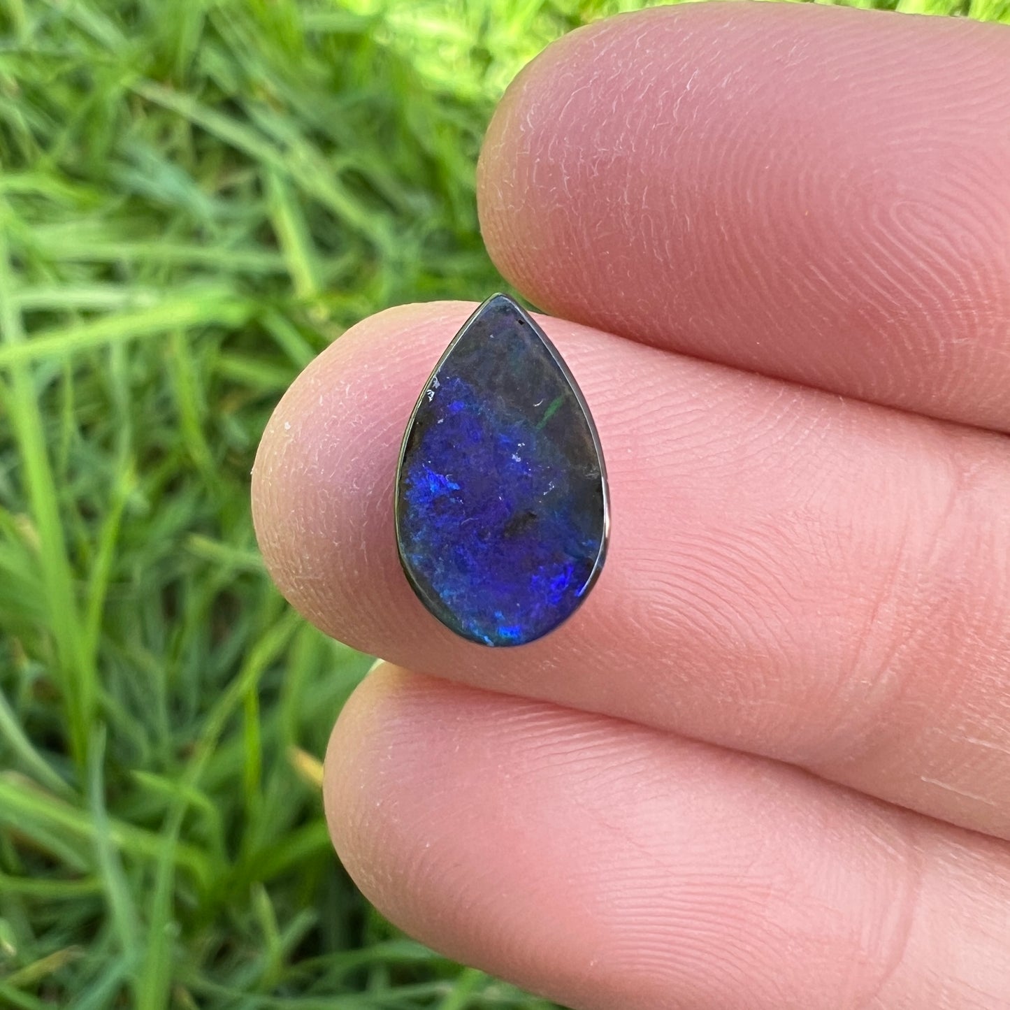 2.17 Ct small boulder opal