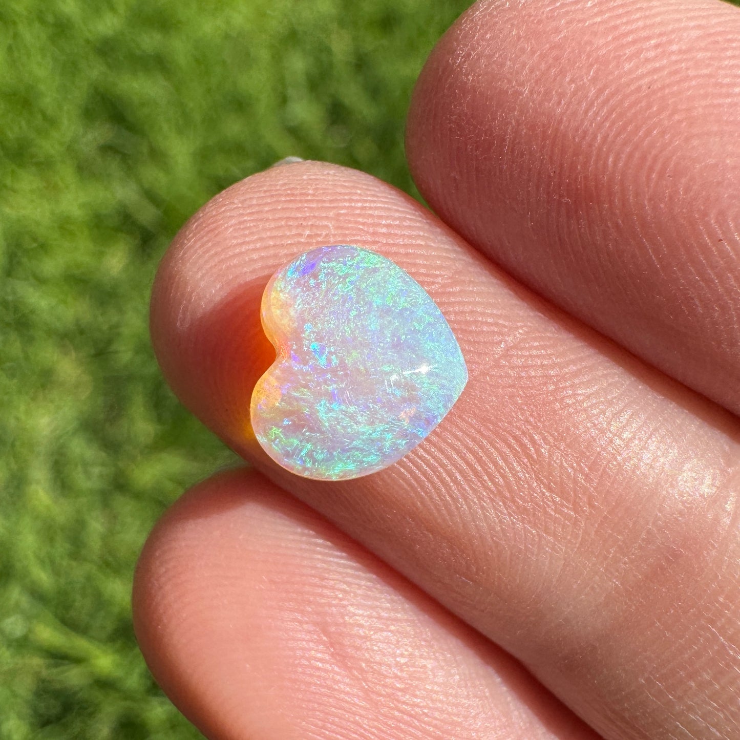 1.31 Ct small heart crystal opal