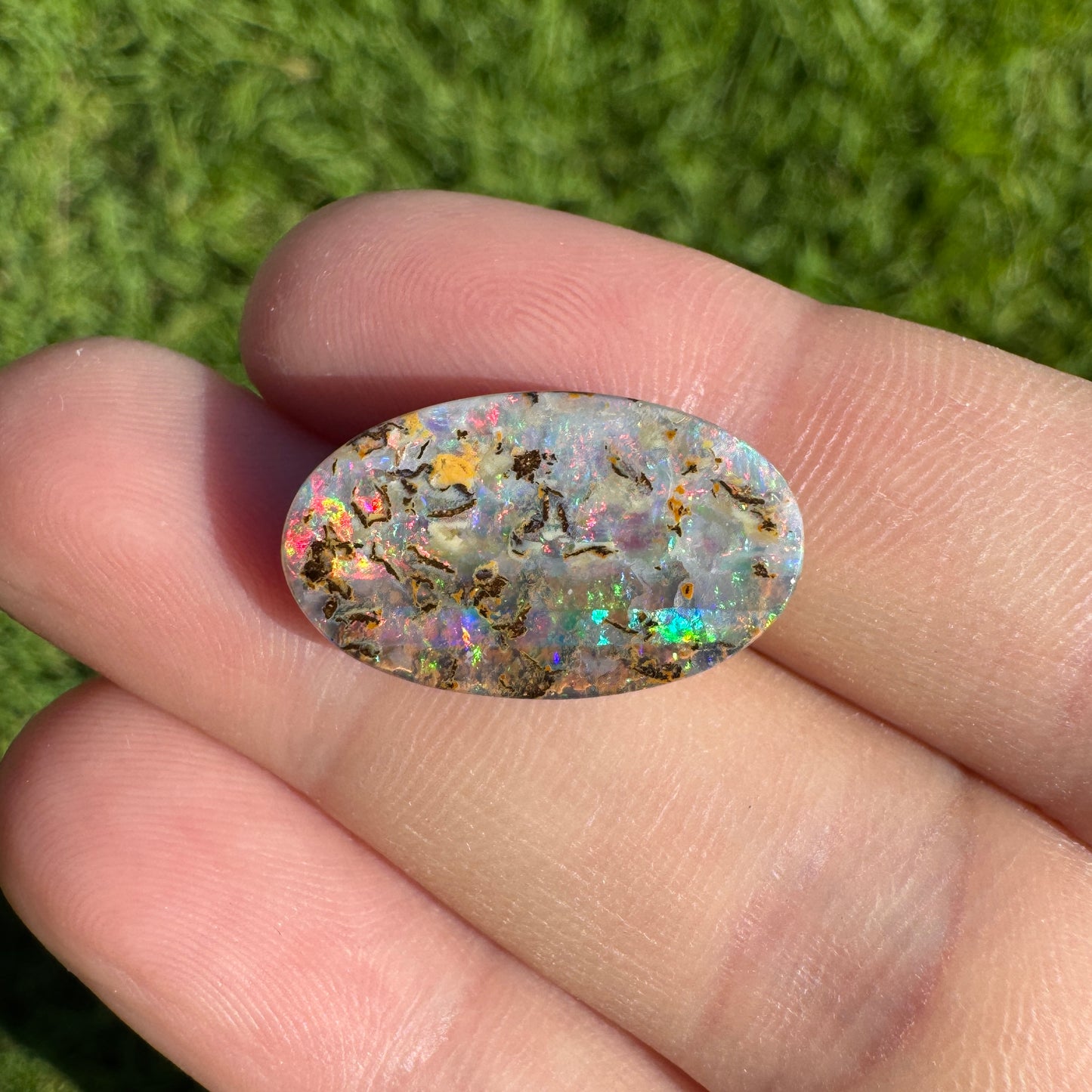 13.58 Ct oval boulder opal pair