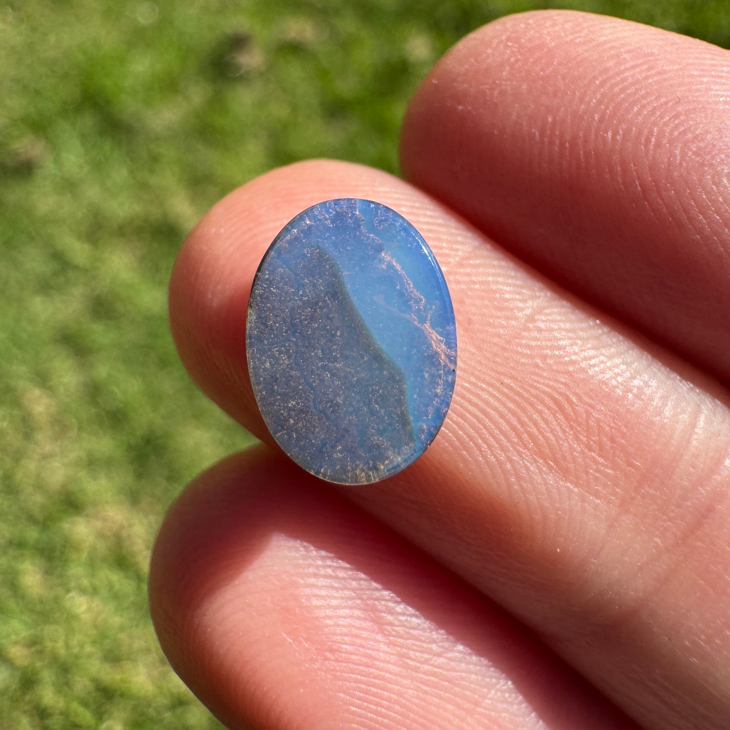 2.36 Ct small boulder opal