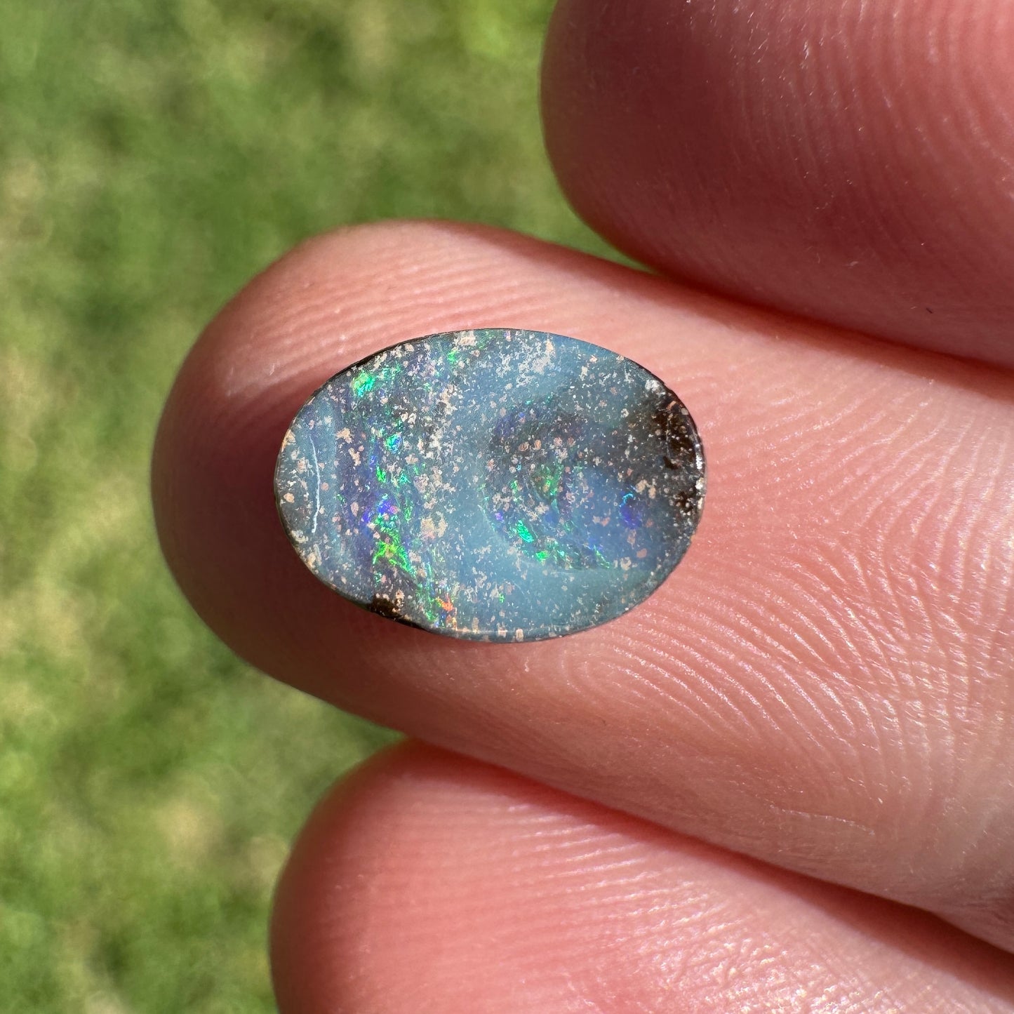 1.56 Ct small boulder opal