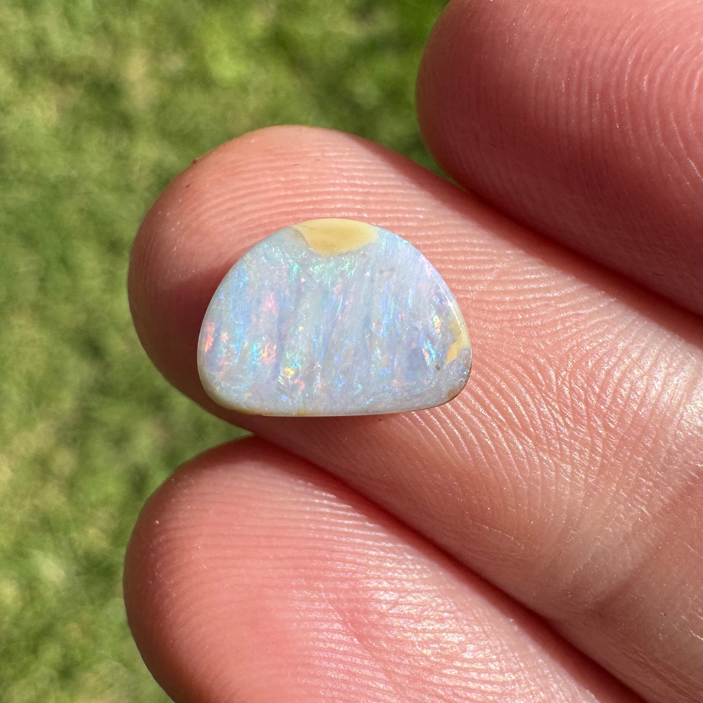 1.50 Ct small boulder opal