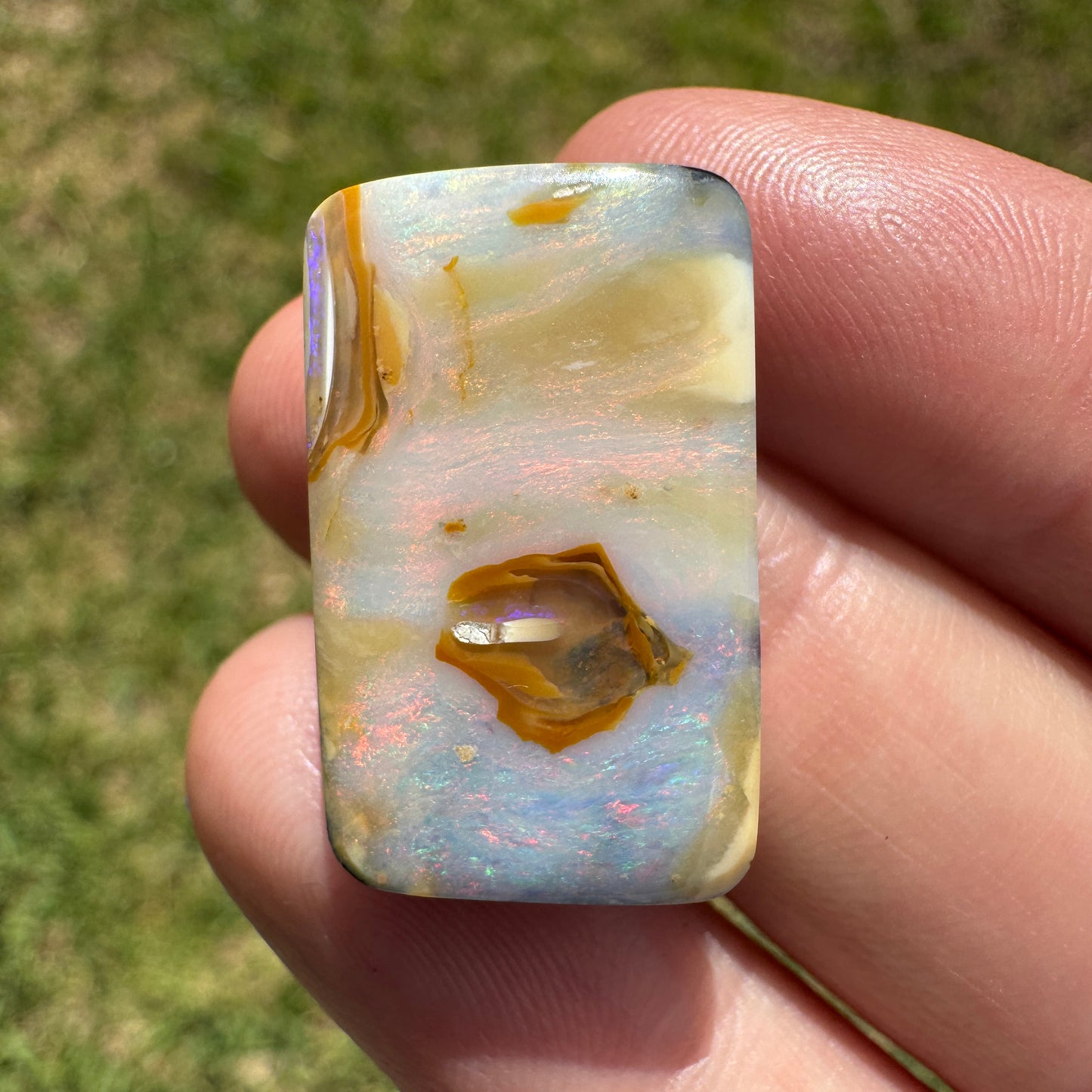 21.38 Ct large rectangle boulder opal