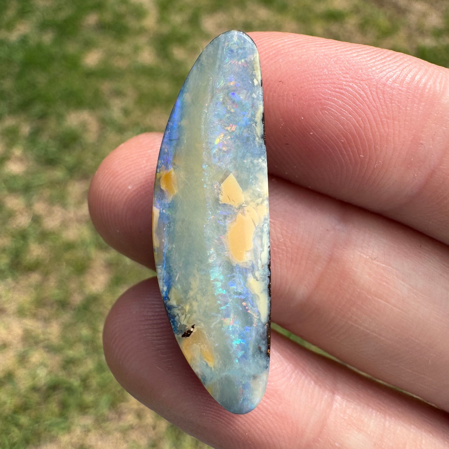 11.89 Ct large boulder opal