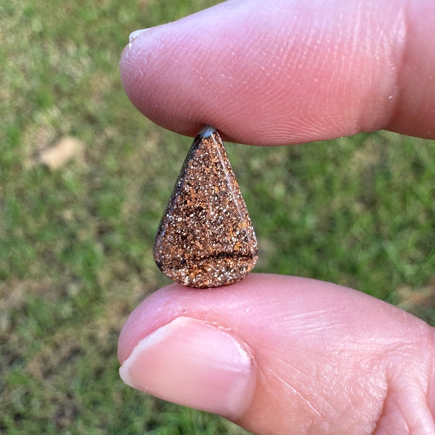 2.59 Ct small boulder opal - Broken River Mining