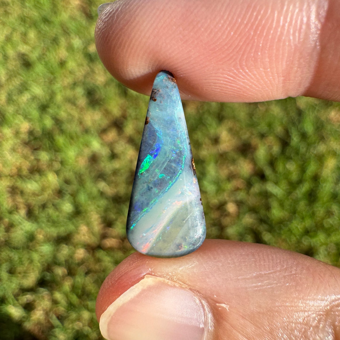 4.18 Ct stripy boulder opal