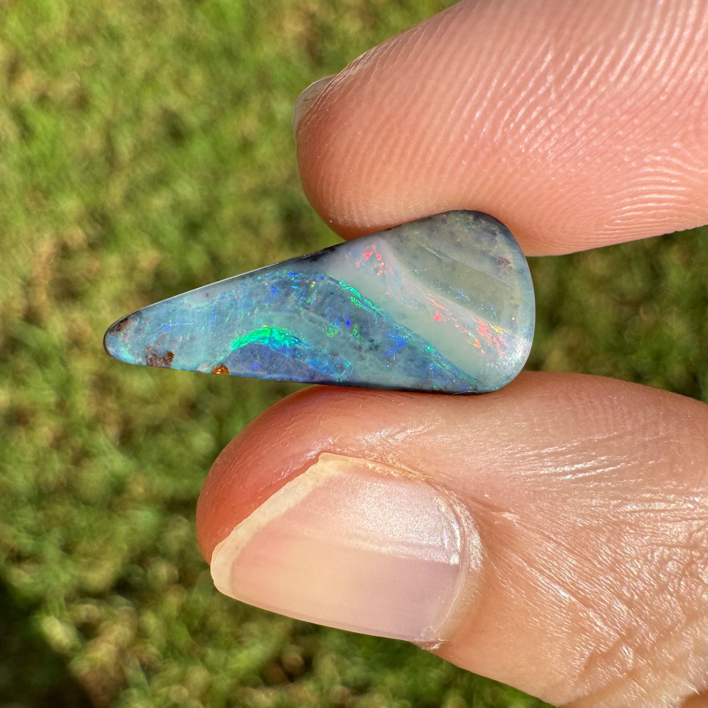 4.18 Ct stripy boulder opal