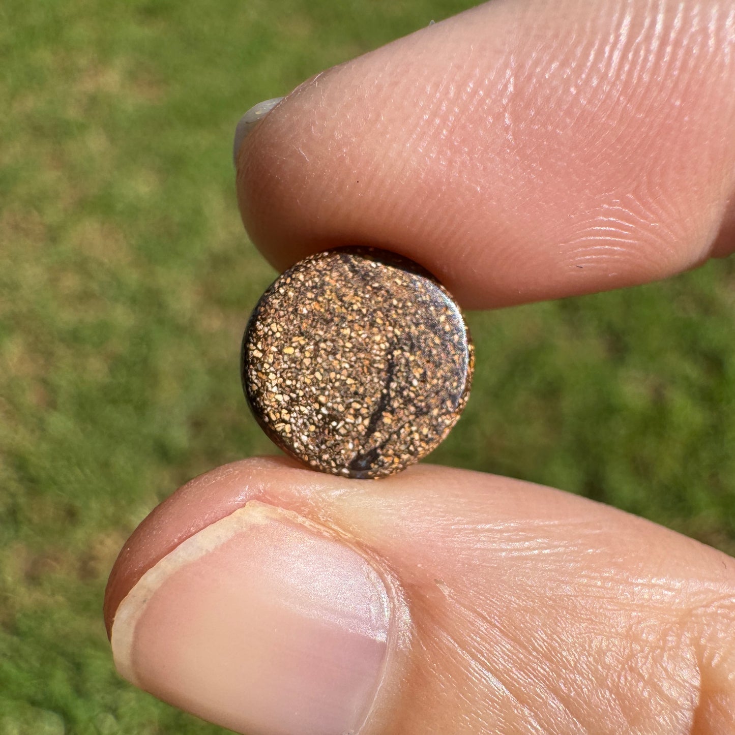 2.76 Ct small round pastel boulder opal