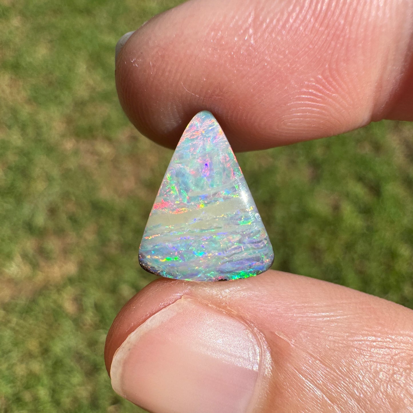 4.51 Ct small boulder opal