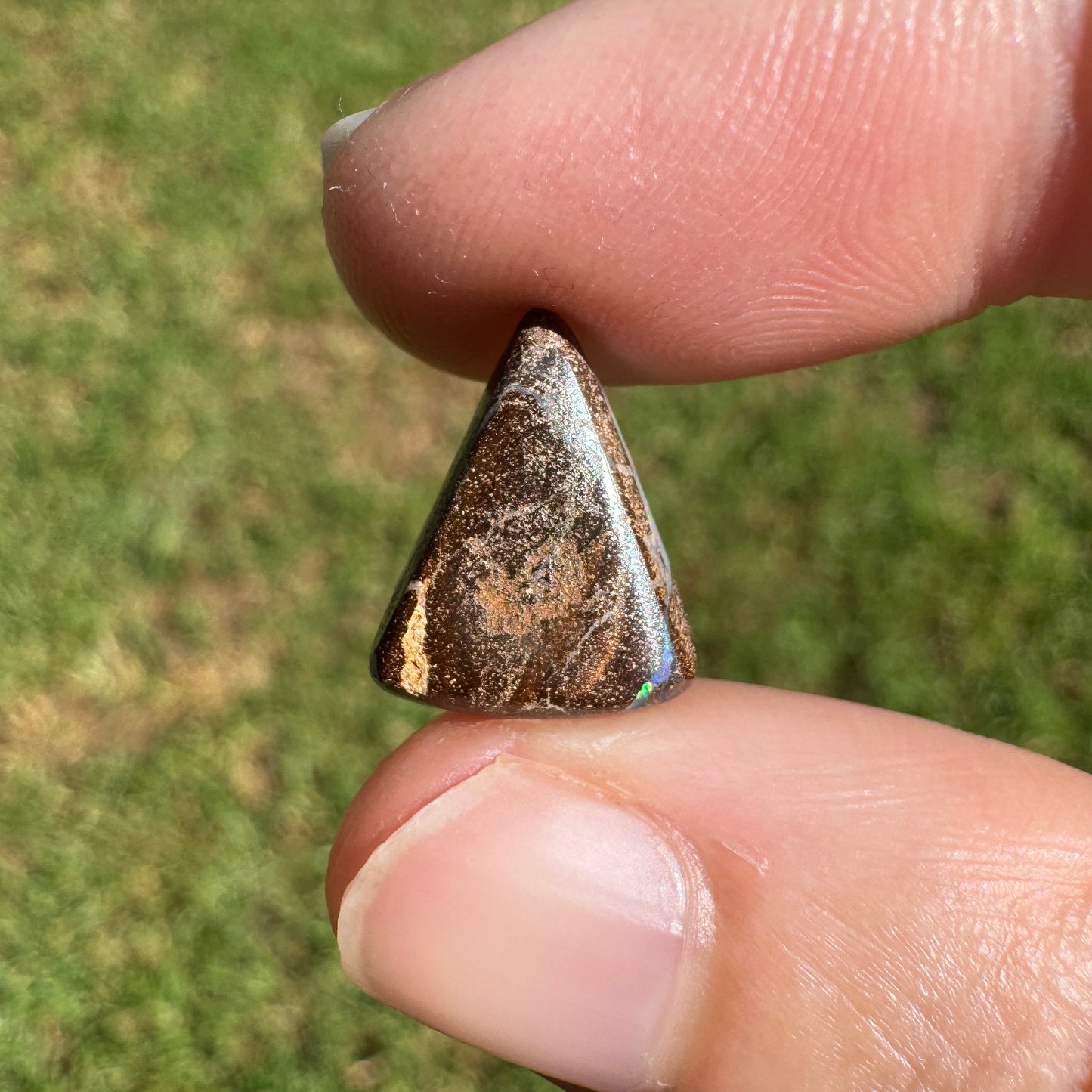 4.51 Ct small boulder opal