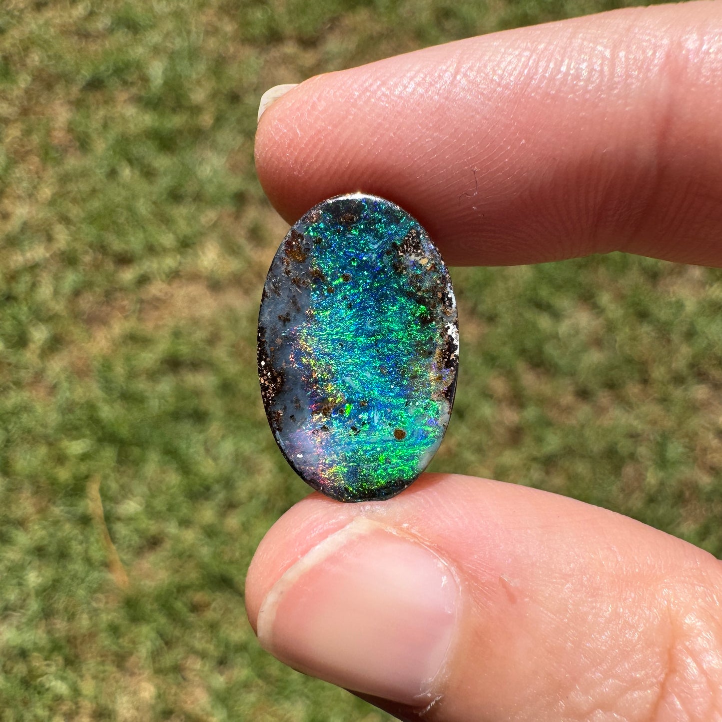 9.31 Ct oval boulder opal