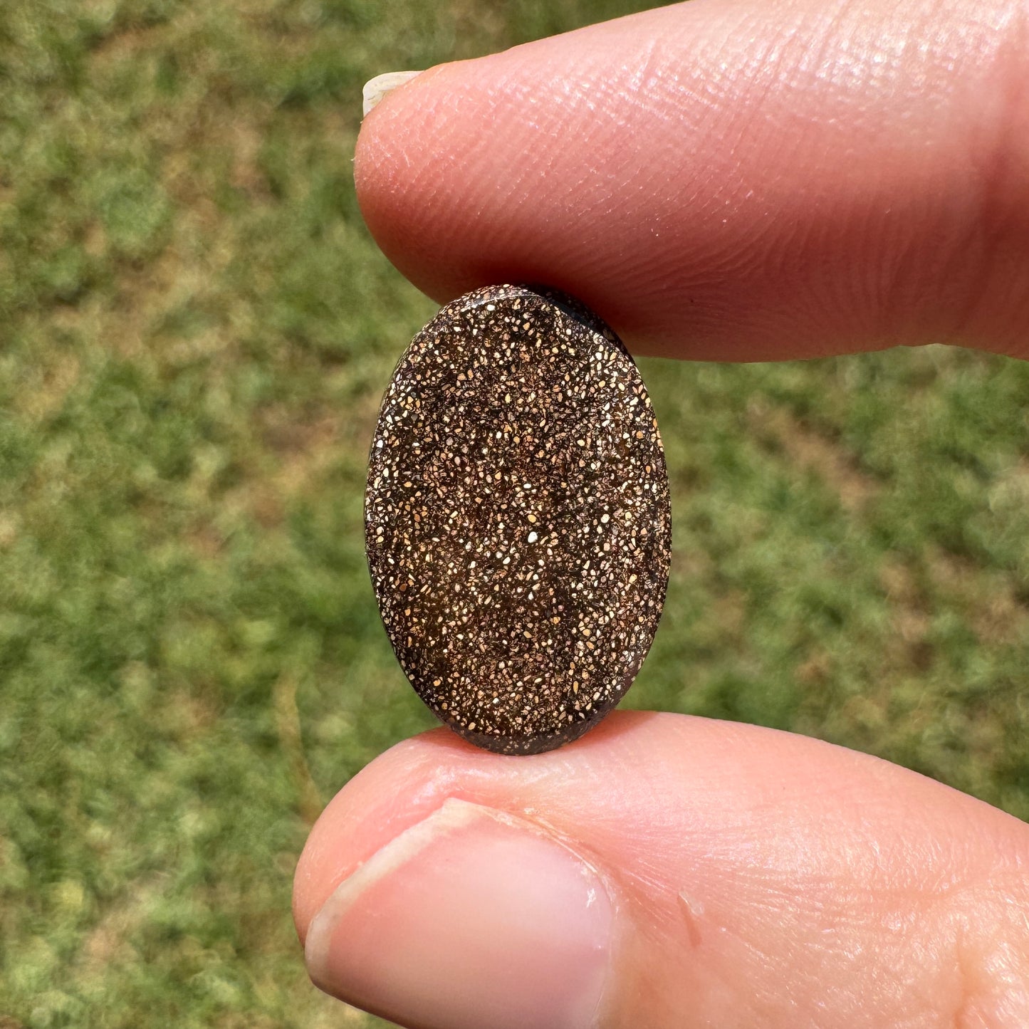 9.31 Ct oval boulder opal