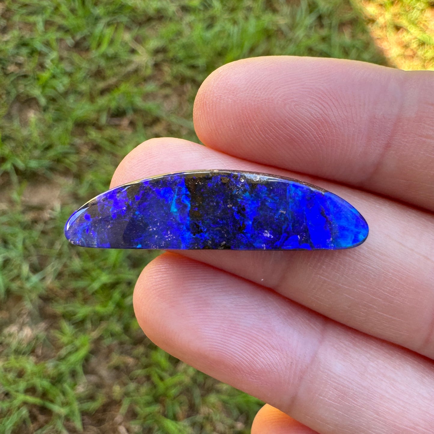 12.09 Ct large purple boulder opal