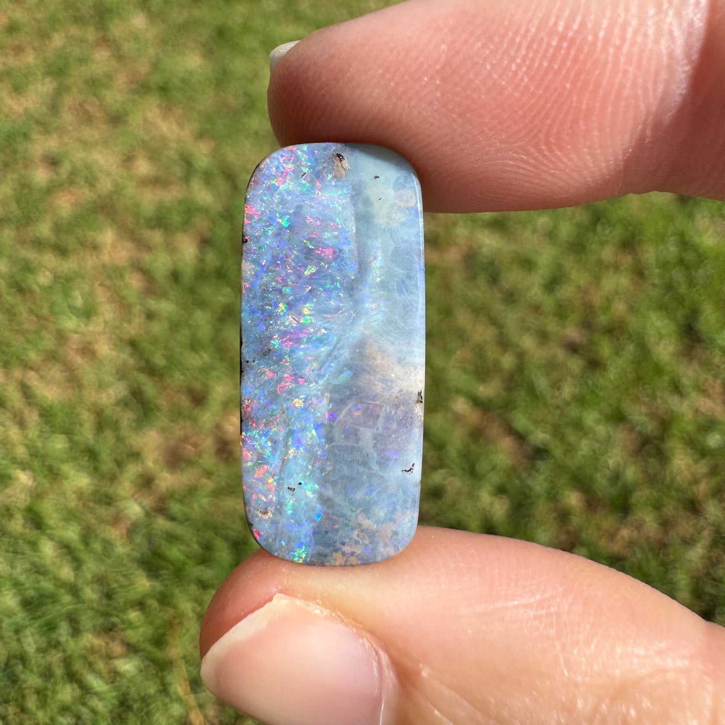 13.40 Ct rectangle boulder opal
