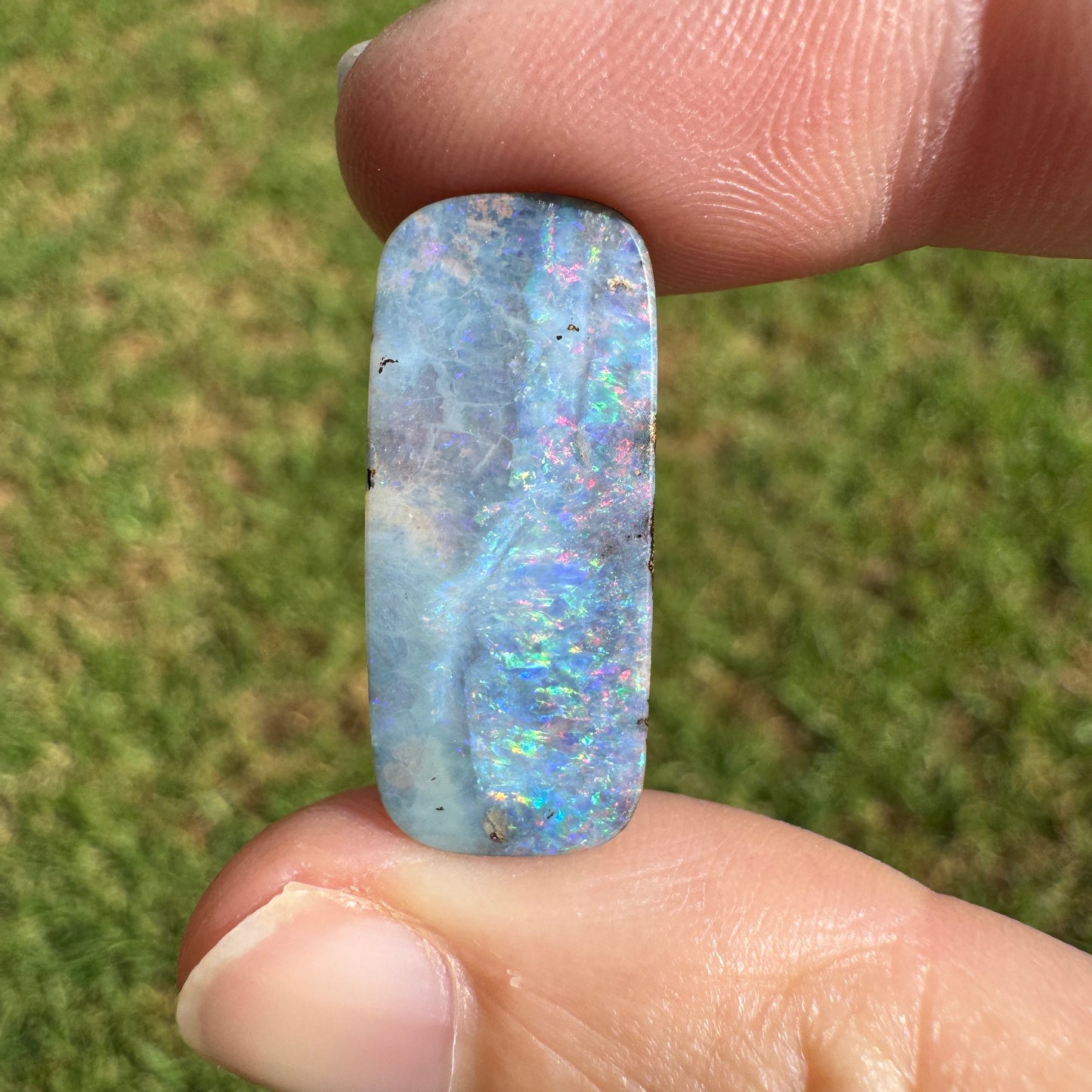 13.40 Ct rectangle boulder opal
