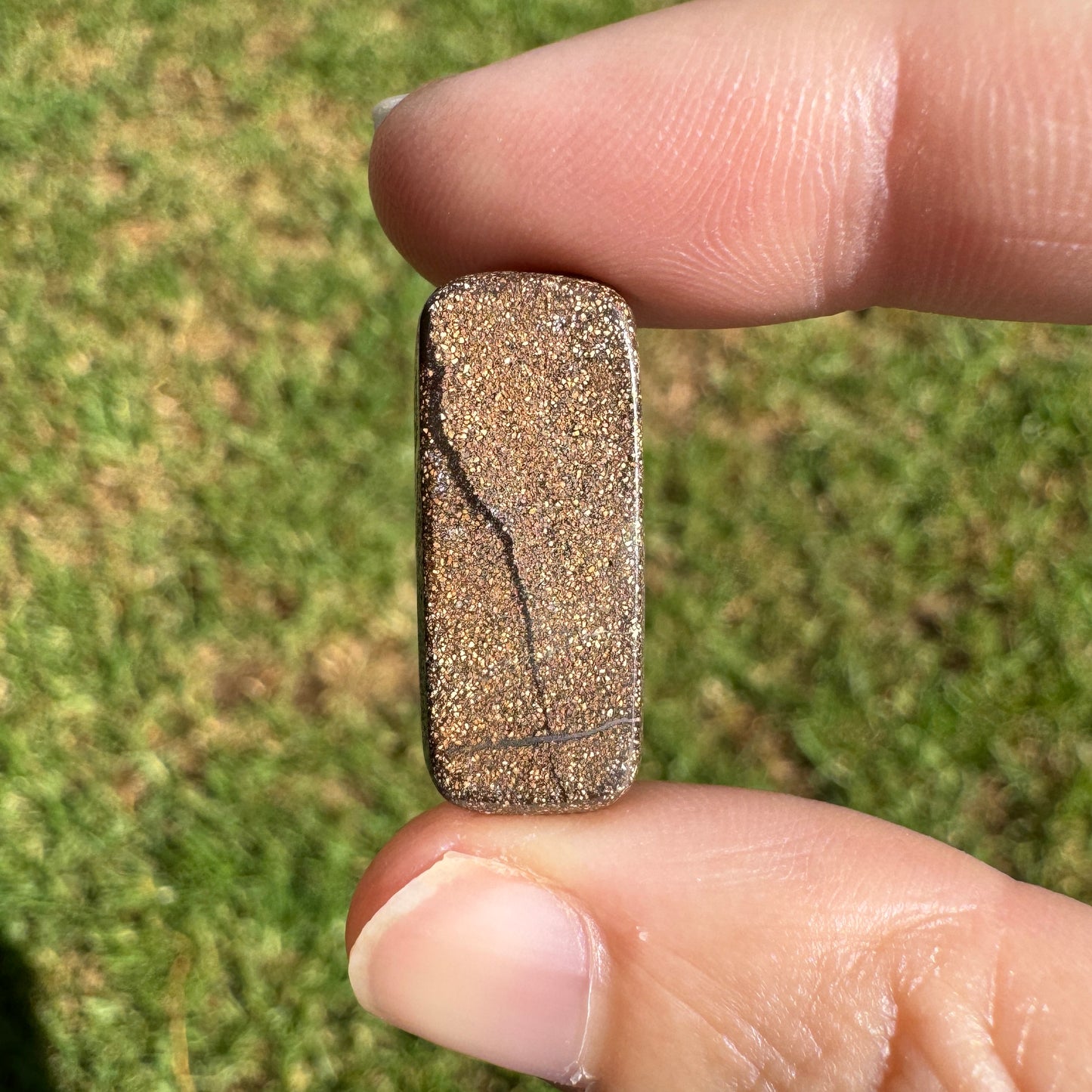 13.40 Ct rectangle boulder opal