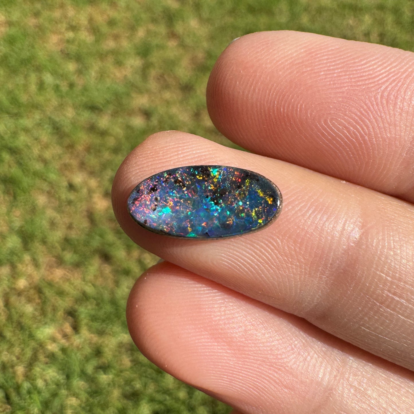 2.67 Ct rainbow boulder opal