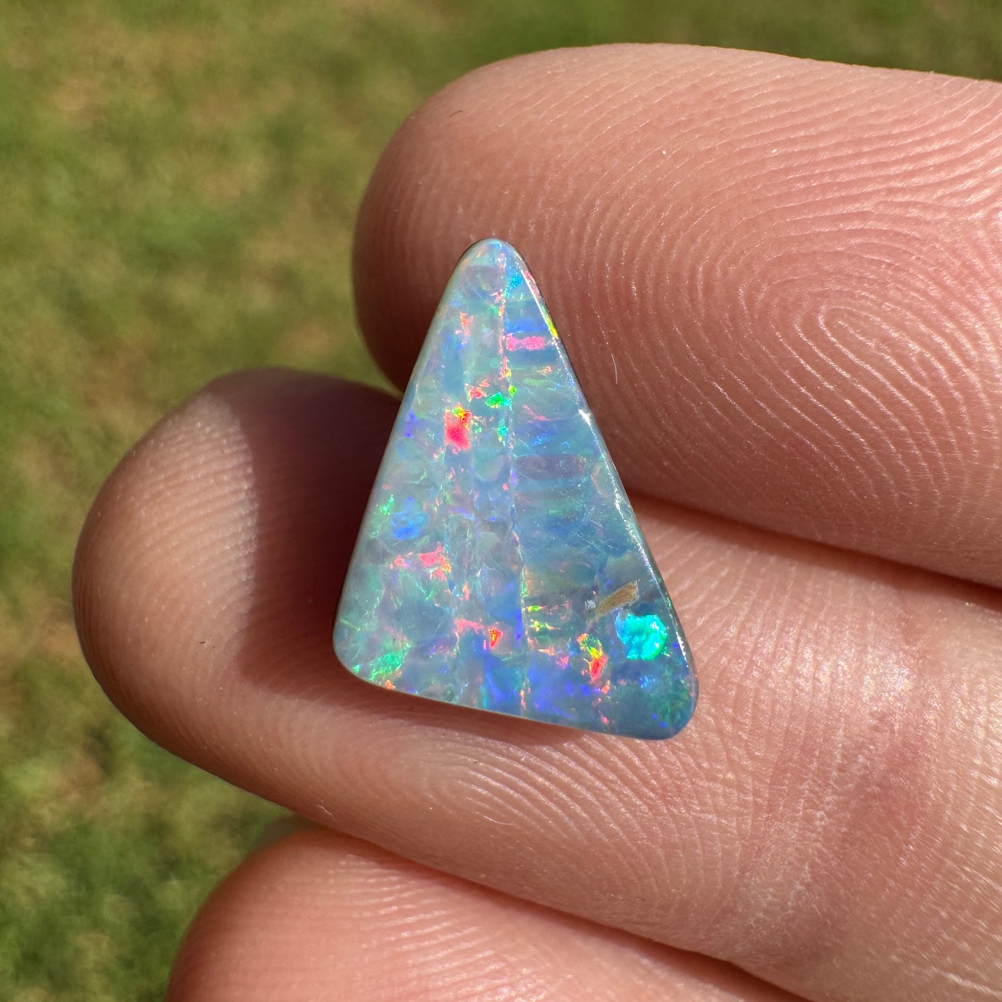 2.42 Ct rainbow boulder opal