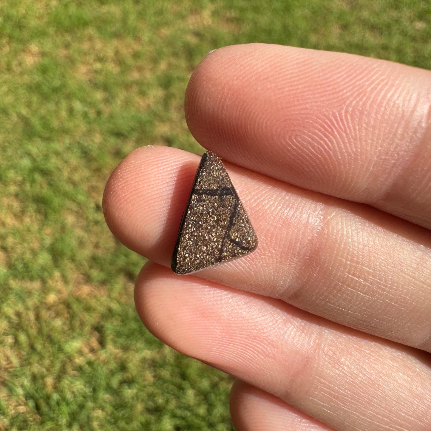 2.42 Ct rainbow boulder opal