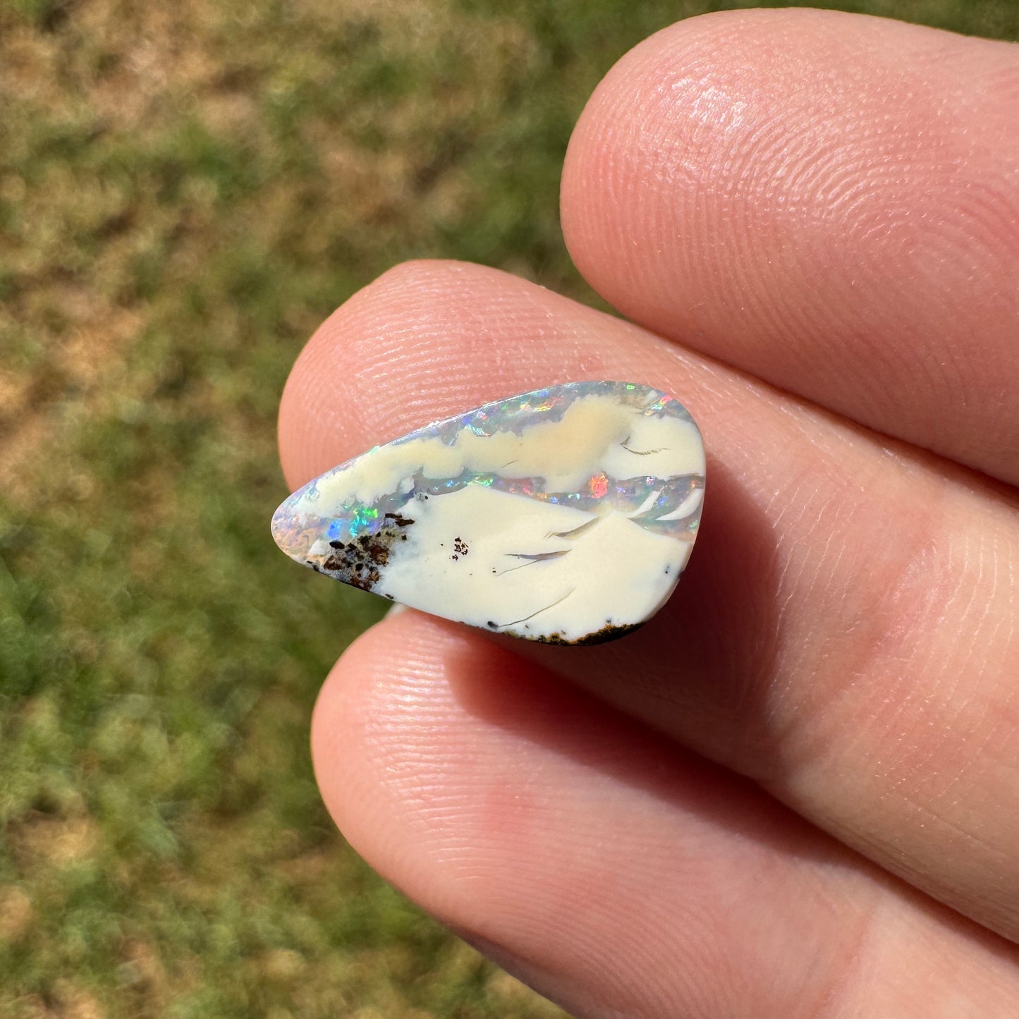 3.15 Ct small boulder opal