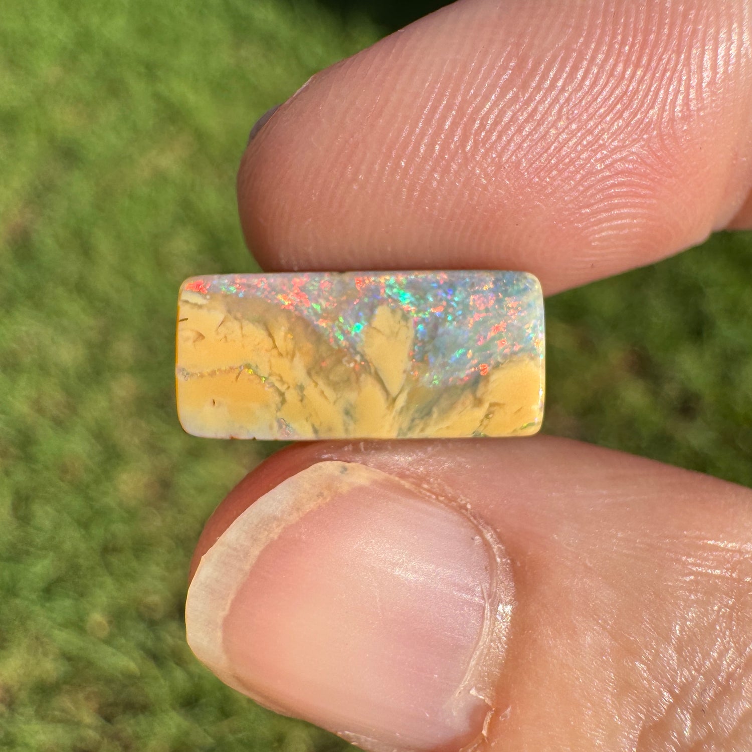 4.14 Ct small boulder opal - Broken River Mining