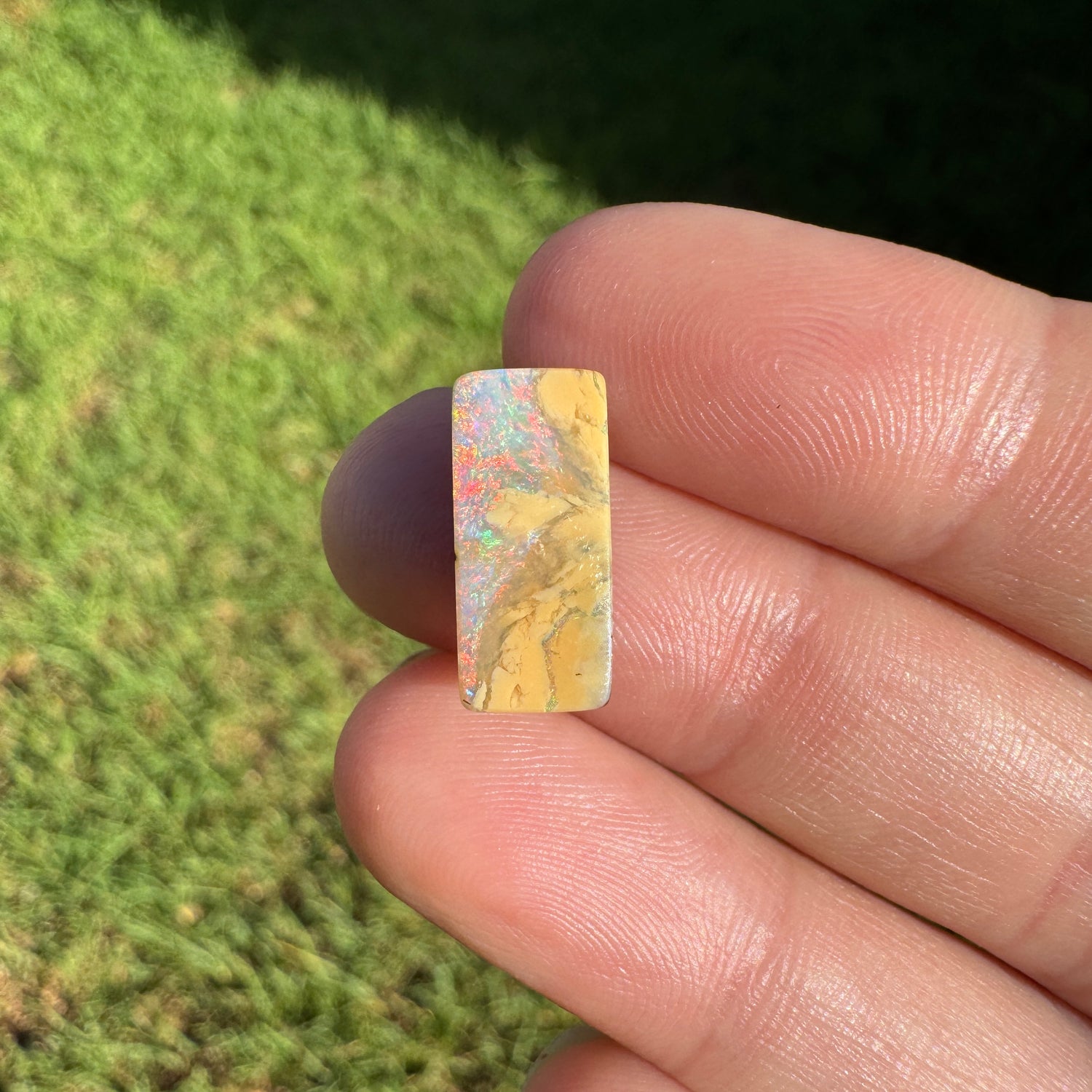 4.14 Ct small boulder opal - Broken River Mining