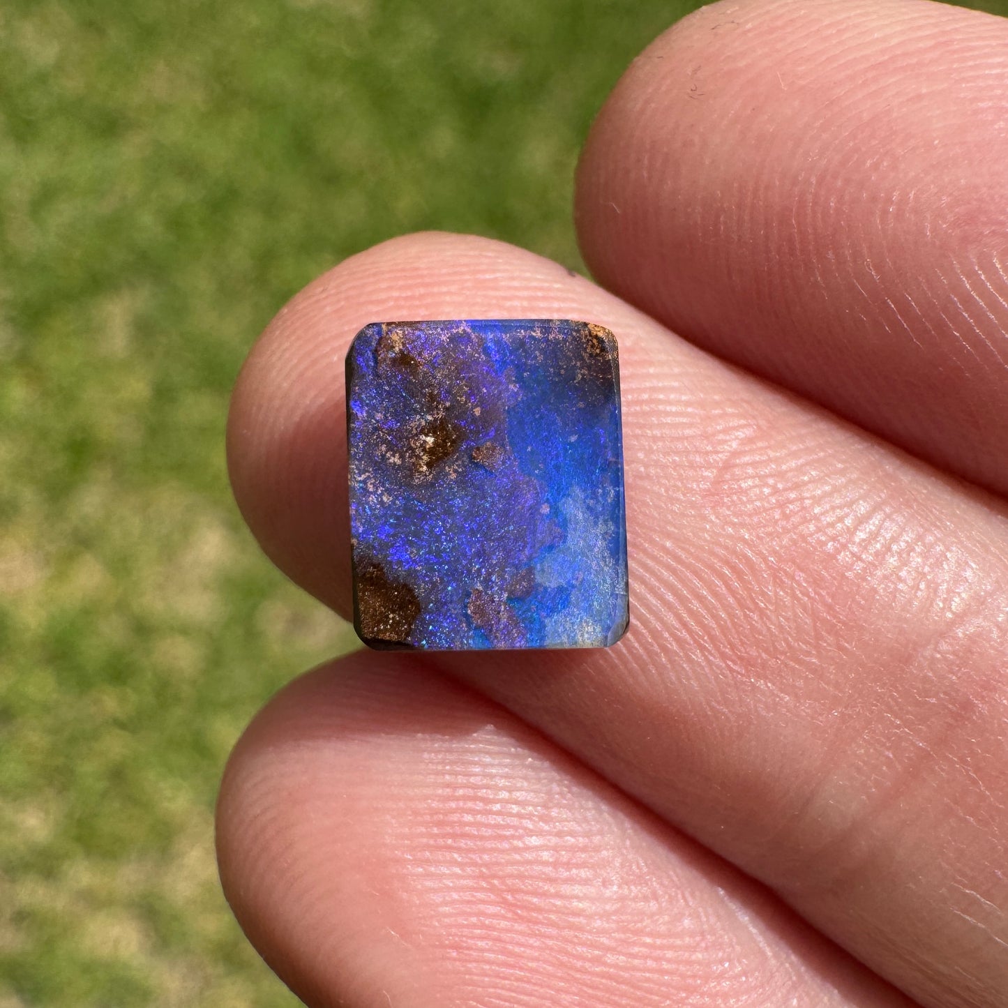 2.21 Ct small boulder opal - Broken River Mining