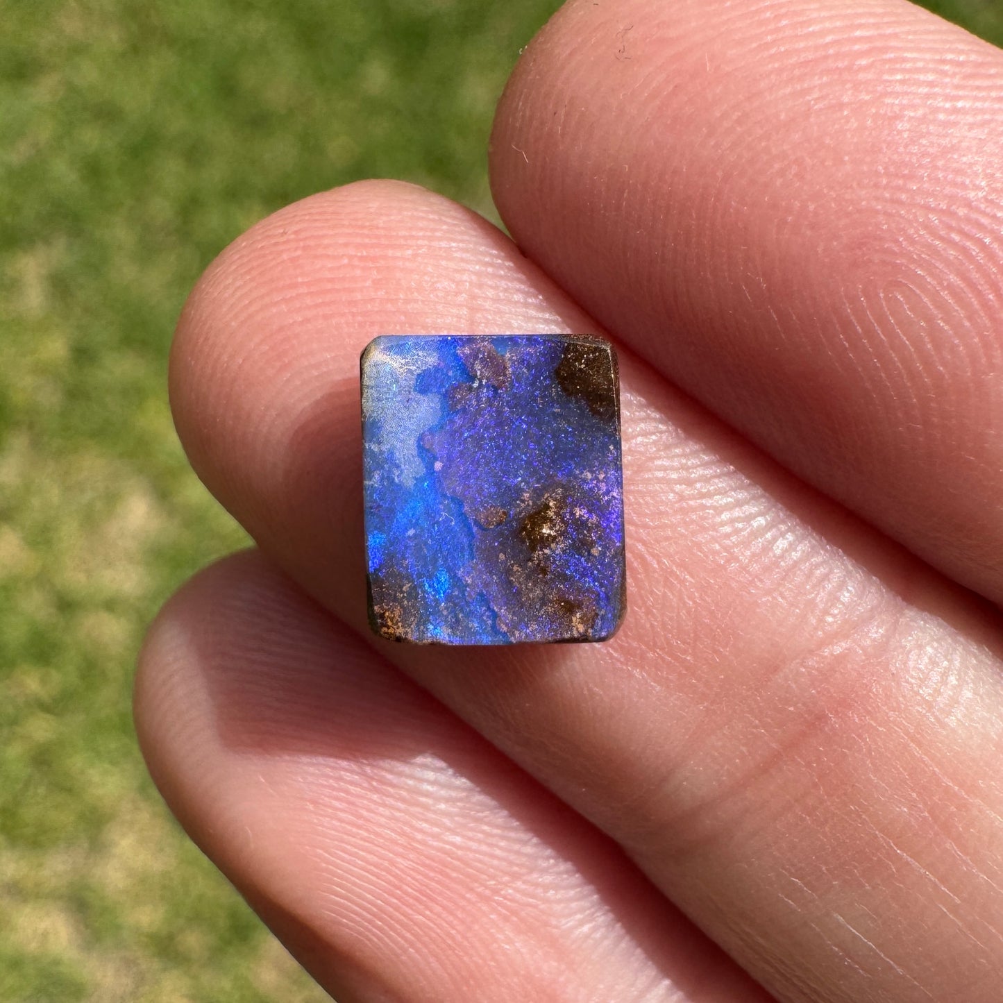 2.21 Ct small boulder opal - Broken River Mining