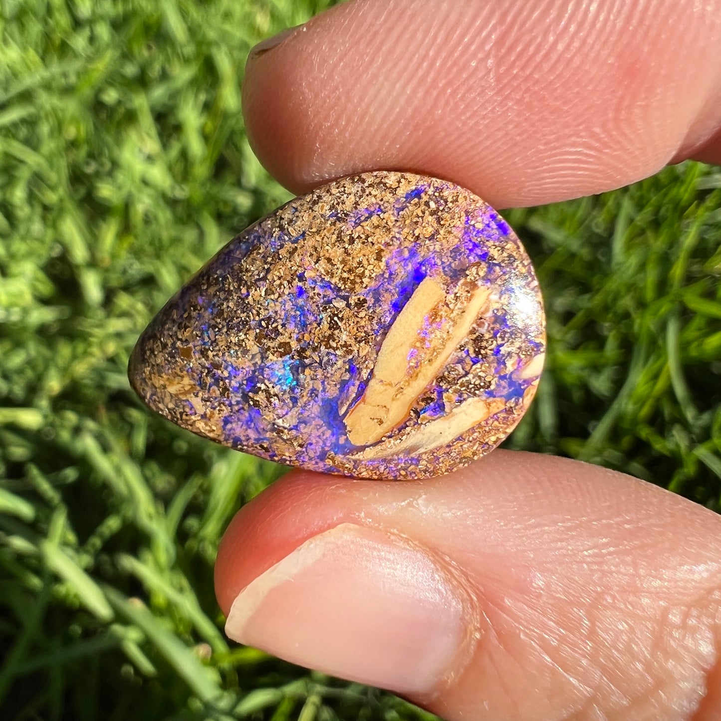 9.73 Ct 3D wood replacement opal